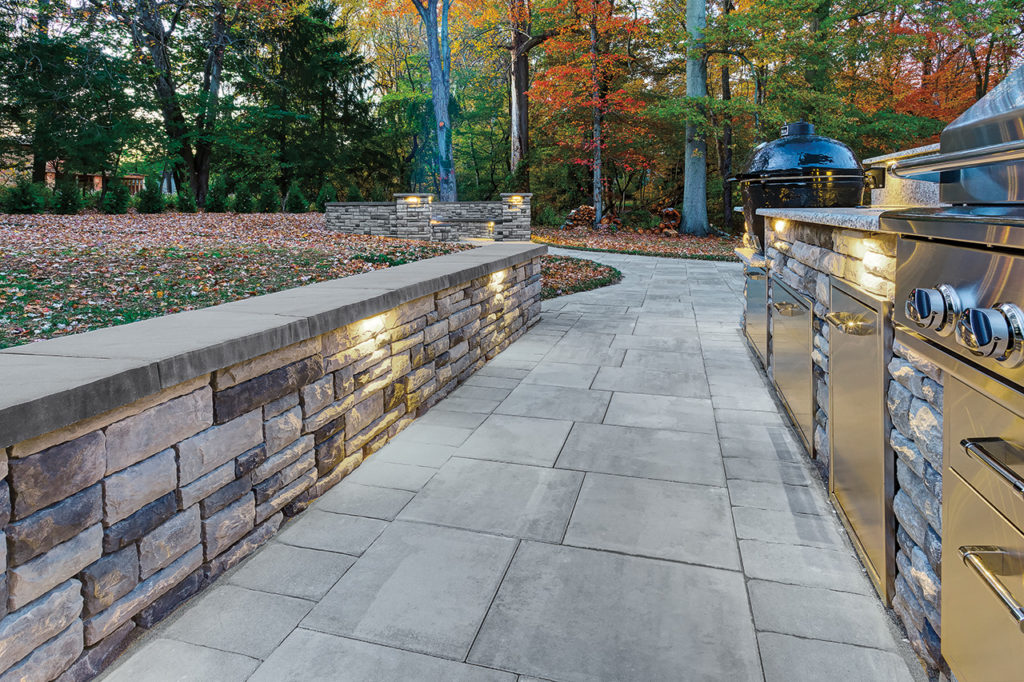 5 Things to Know to Keep your Pavers Looking New